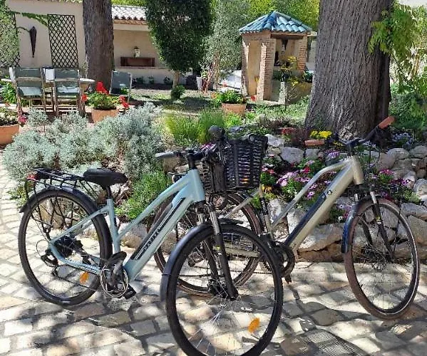 Les Du Tilleul Πανσιόν